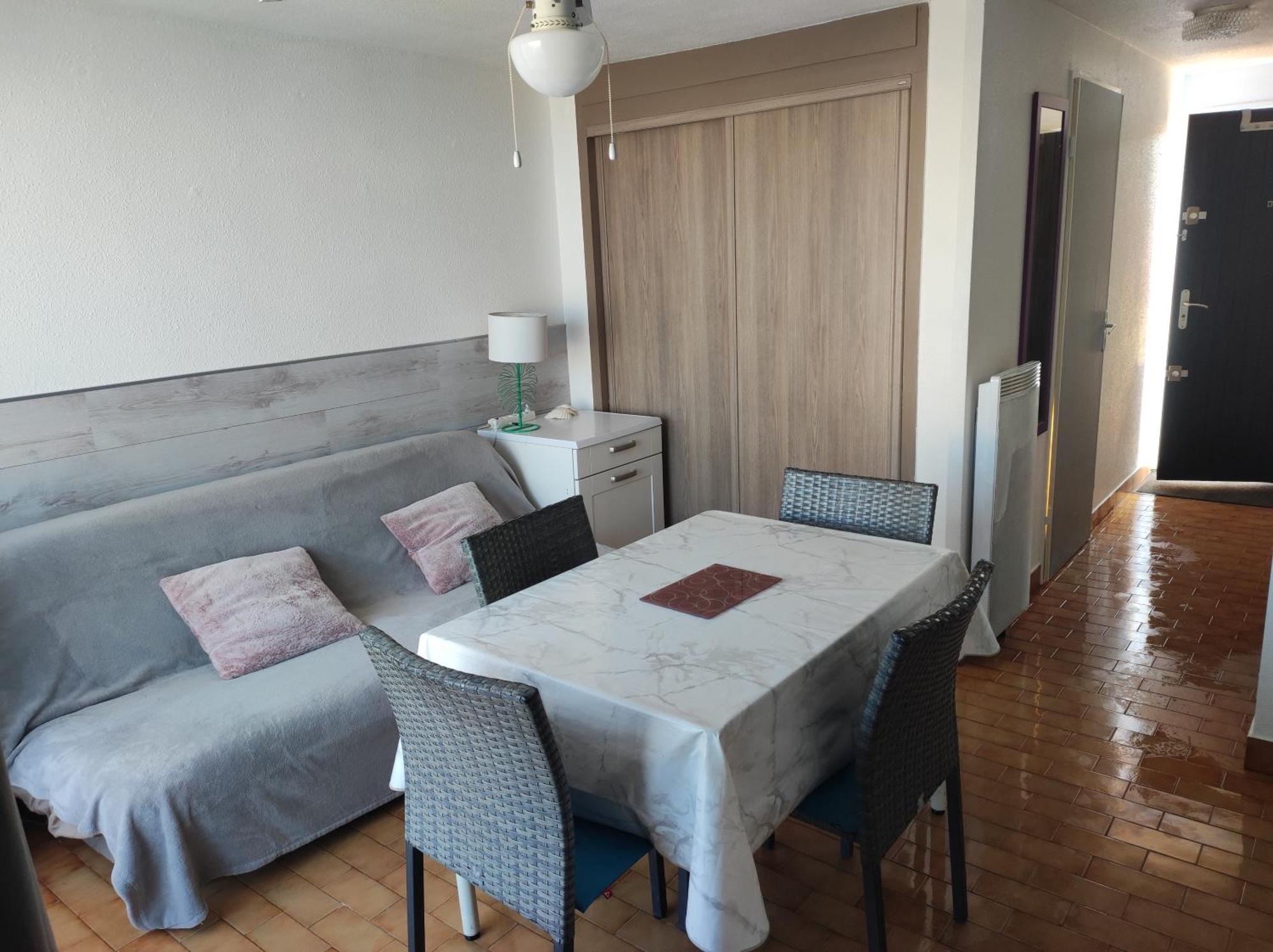גרואיסאן Appartement T2 Avec Piscine, Proche De La Plage Et Du Port מראה חיצוני תמונה
