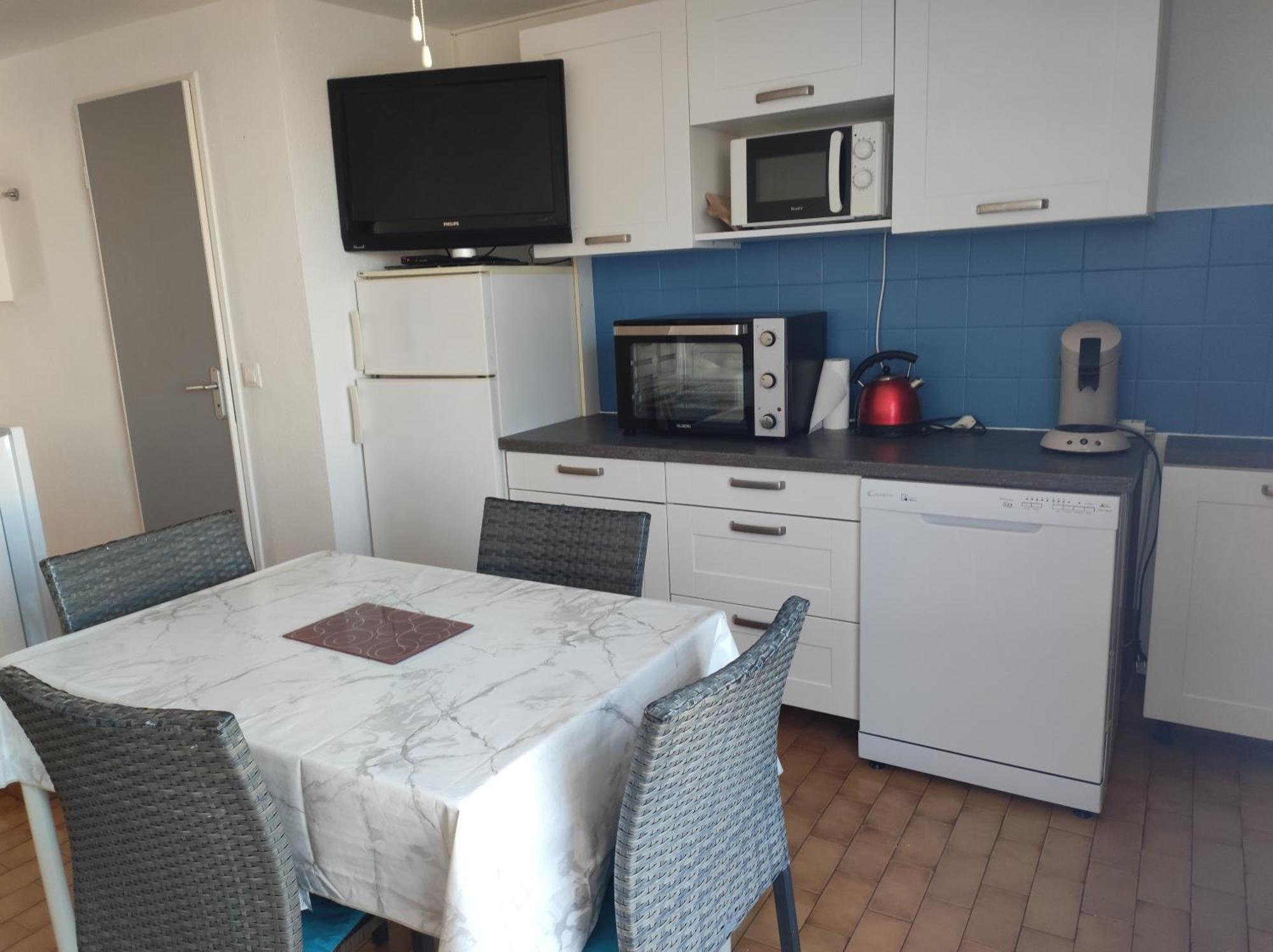 גרואיסאן Appartement T2 Avec Piscine, Proche De La Plage Et Du Port מראה חיצוני תמונה