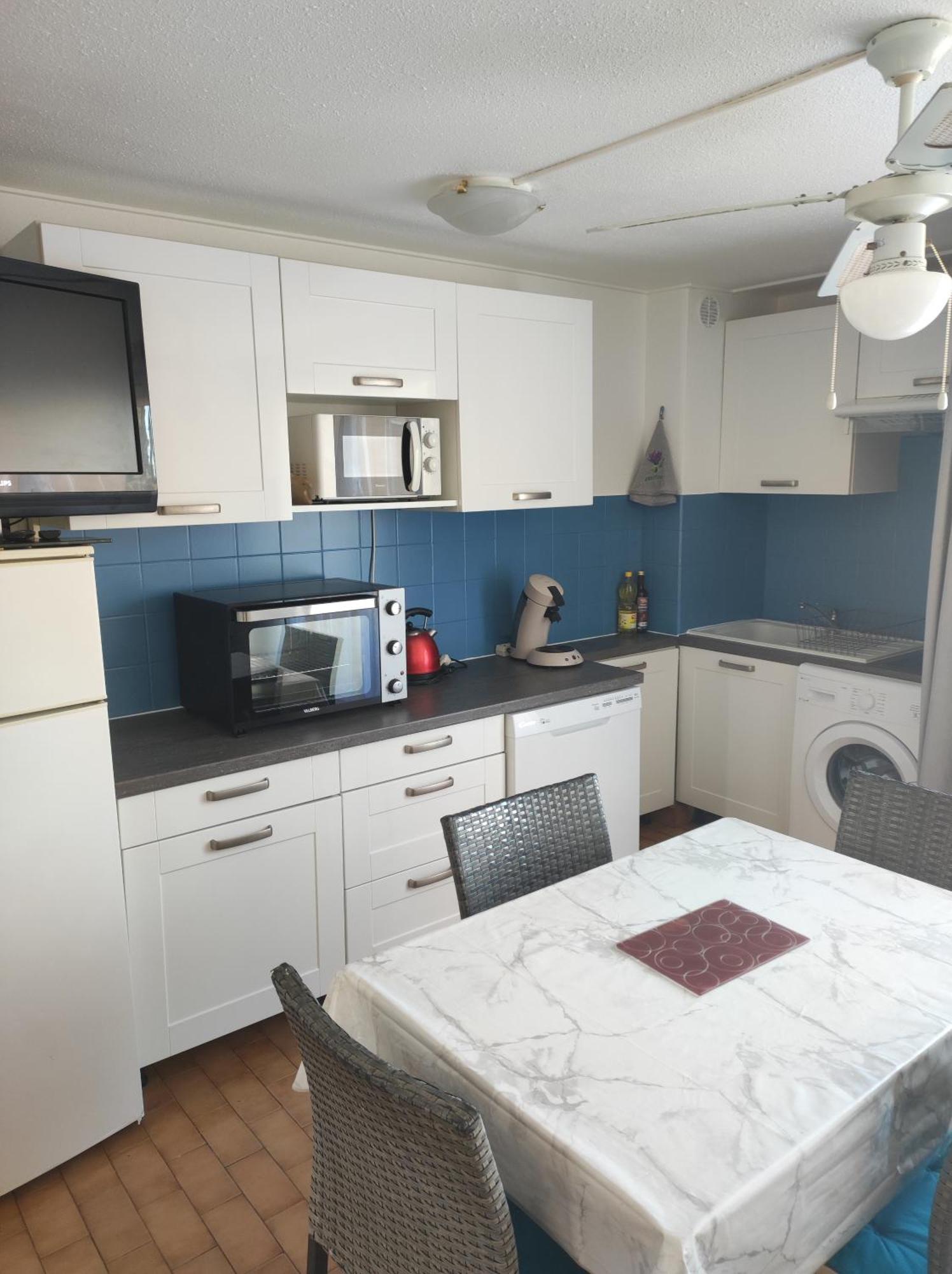 גרואיסאן Appartement T2 Avec Piscine, Proche De La Plage Et Du Port מראה חיצוני תמונה