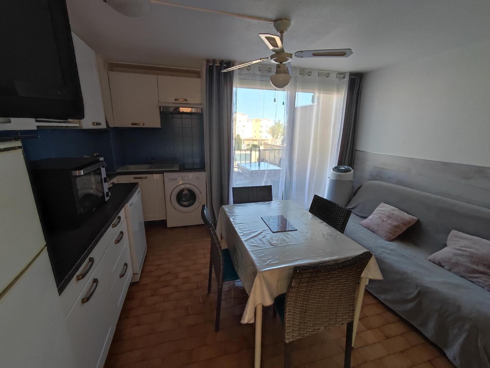 גרואיסאן Appartement T2 Avec Piscine, Proche De La Plage Et Du Port מראה חיצוני תמונה